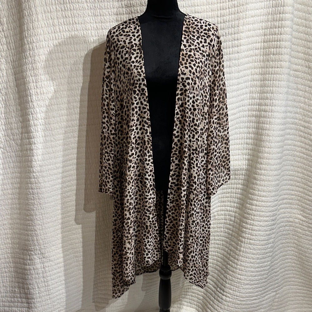 Torrid Leopard Chiffon Hi-Lo Kimono Open Front Size 4X MSRP $70 NWT